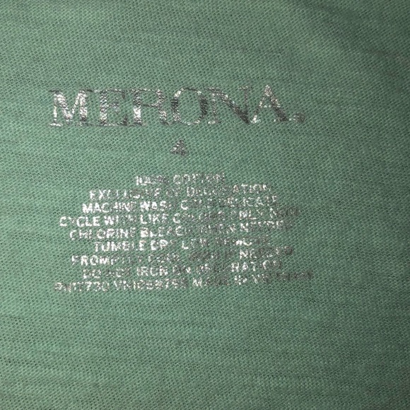 Flowy Embroidered Tee - Picture 3 of 3